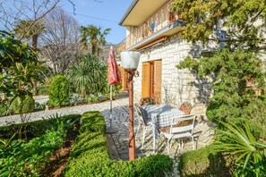 Apartment, 1 Double Bed with Sofa bed | Property grounds - Apartments Antić (Crikvenica)