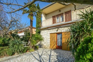 Apartment, 1 Double Bed with Sofa bed | Exterior - Apartments Antić (Crikvenica)
