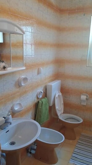 Apartment, 1 Double Bed with Sofa bed | Bathroom