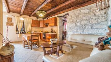 Apartment, Multiple Beds | Living room | TV