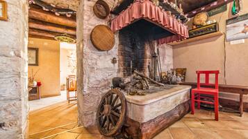 Apartment, Multiple Beds | Fireplace