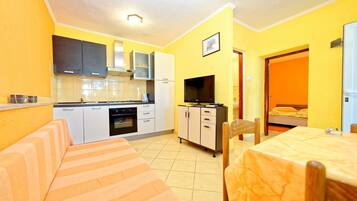 واي فاي مجانًا وملاءات أسرّة