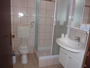 Apartment, Multiple Beds | Bathroom | Shower - Apartments Lučica 3119 (Rab)