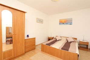 Apartment, 1 Double Bed with Sofa bed | Free WiFi, bed sheets - Apartment Riva Rabac / One Bedroom A1 (Labin)