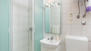 Leilighet, 1 dobbeltseng | Bad | Dusj