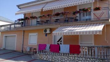 Appartement, plusieurs lits | Extérieur