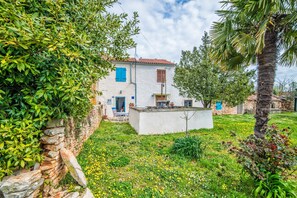 Apartment, Multiple Beds | Front of property