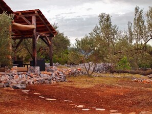 Villa, varias camas | Patio