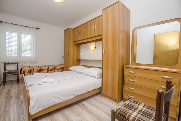 Room - Apartments Sabljak (Rab)