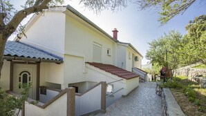 Unclassified image, 3 of 59, button - Apartments Sabljak (Rab)