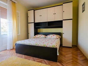 Apartment, 1 Double Bed with Sofa bed | Free WiFi, bed sheets - Apartments Padovan (Rab)