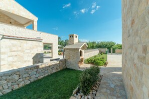 Villa, Multiple Beds | BBQ/picnic Area