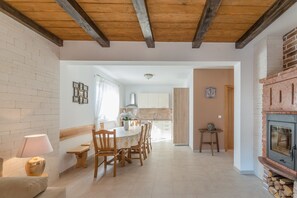 Villa, Multiple Beds | Private kitchen