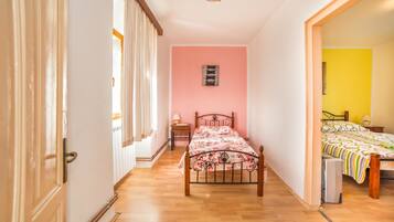 Villa, Multiple Beds | Private kitchen | Stovetop, cookware/dishes/utensils