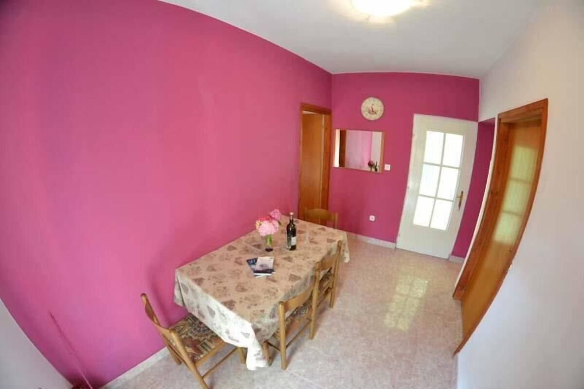 شقة - سريران مزدوجان | مطبخ خاص | موقد طهي مسطح، مستلزمات طهي/أطباق/أوعية