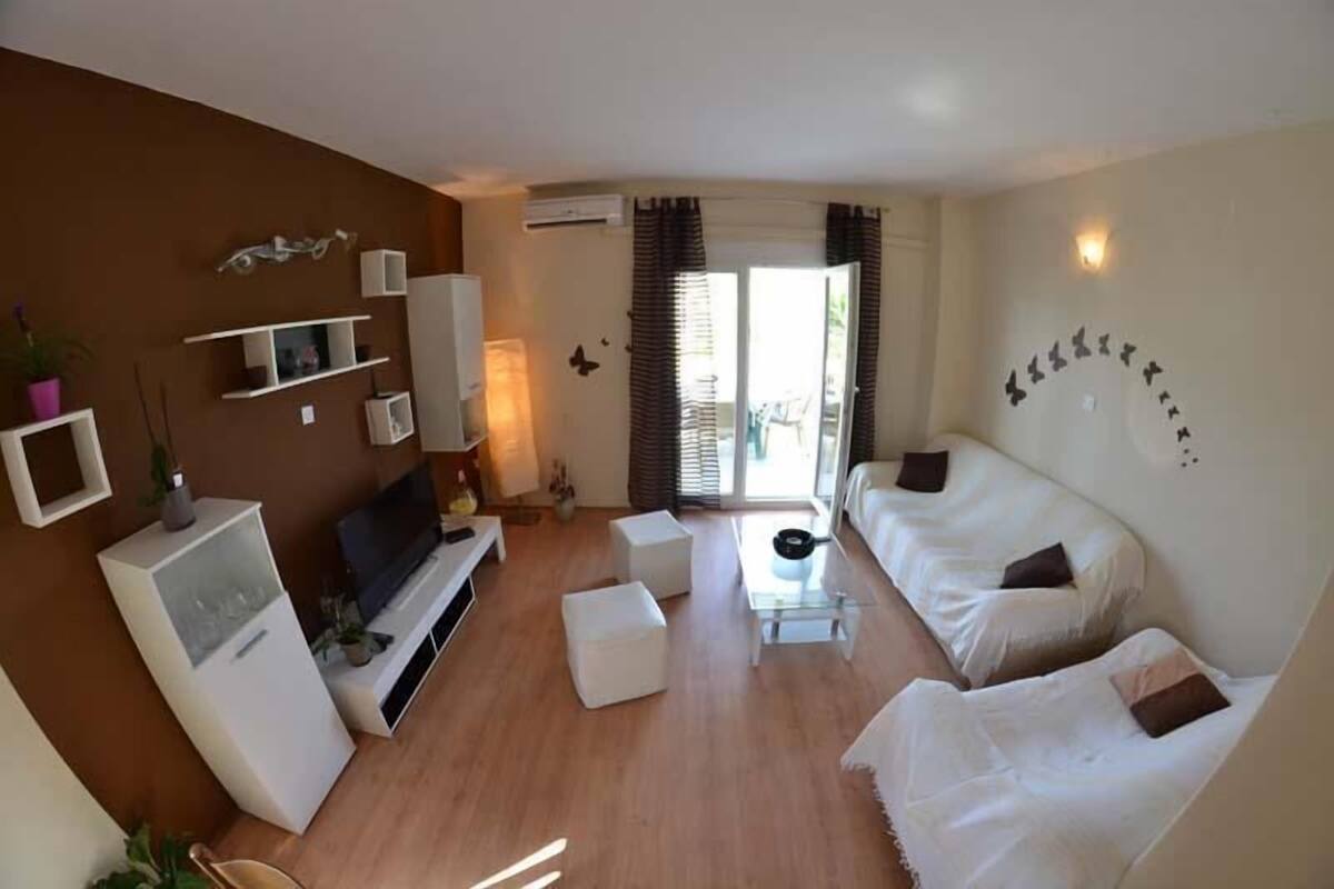 شقة - عدة أسرّة | غرفة المعيشة | تلفزيون