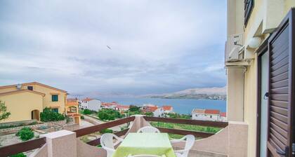 Apartments Valentić 1304 Pag