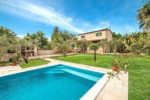 Front of property - Vila Verde (Posedarje)
