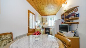 Apartment, 2 Double Beds | Private kitchen - Apartments Akacija / Two Bedrooms (Postira)