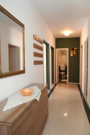 Interior - Apartment Ivan / Three Bedroom A1 (Marina)