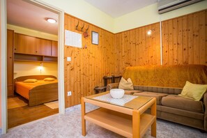 Lägenhet - 1 dubbelsäng | Vardagsrum | Tv