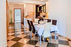 Apartment, Multiple Beds | Private kitchen | Stovetop, cookware/dishes/utensils - Apartments Bašković (Supetar)