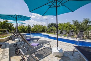 Outdoor pool - Villa Vema (Labin)