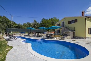 Villa, Mehrere Betten | Außenpool
