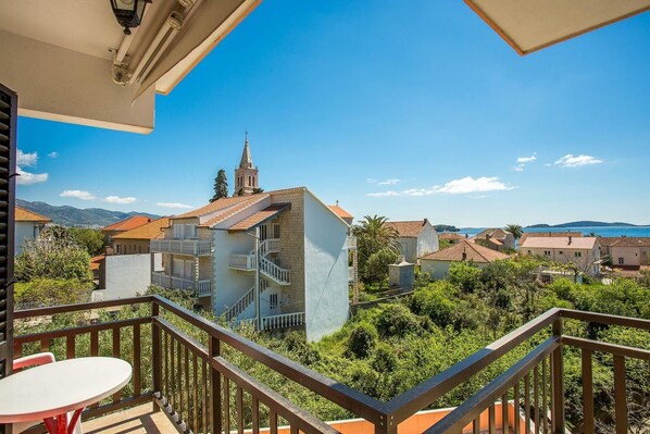 아파트, 더블침대 1개 | 발코니