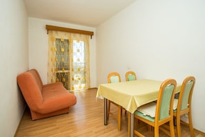 Apartment, 1 Doppelbett und Schlafsofa | Eigene Küche