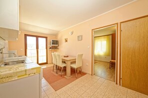Apartment, 2 Double Beds | WiFi