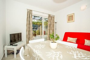 公寓, 1 张双人床和 1   张沙发床 | 客厅 | 电视