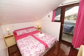 Apartment, Multiple Beds