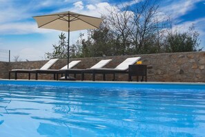 Outdoor pool - Villa Nar (Galovac)