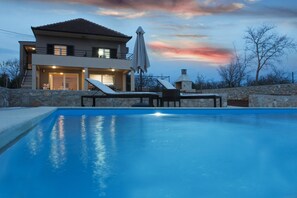 Outdoor pool - Villa Nar (Galovac)