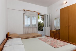 Apartment, 1 Double Bed | Free WiFi, bed sheets - Apartments Blaženka (Omis)