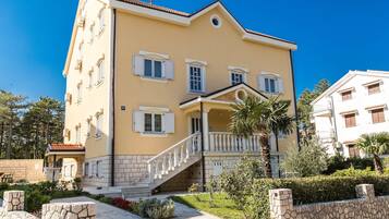 Apartment, Mehrere Betten | Außenbereich