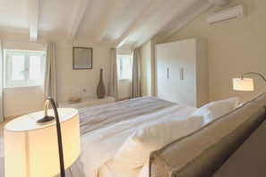 Villa, 2 camas matrimoniales | Servicio de la propiedad