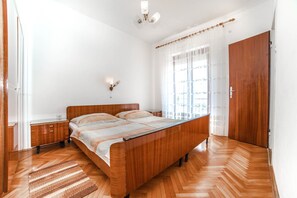Departamento, varias camas | Wifi gratis y ropa de cama