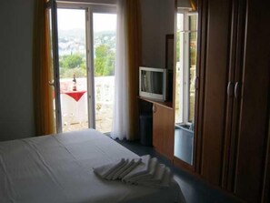 Appartement, 1 lit double et 1 canapé-lit | Wi-Fi gratuit, draps fournis