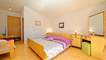 Apartemen, 1 Tempat Tidur Double dengan tempat tidur Sofa | Wi-Fi gratis dan seprai linen