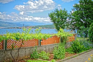 Leilighet, flere senger | Overnattingsstedets uteområder