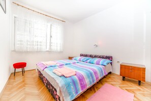 Free WiFi, bed sheets - Apartments Jasko / Three Bedroom Jasko 1 (Rab)