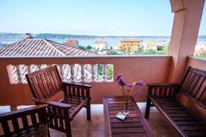 Căn hộ, nhiều giường | Ban công