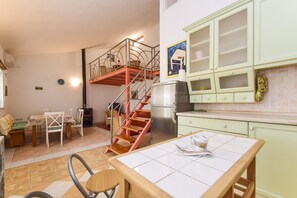 Apartment, Multiple Beds | Private kitchen | Stovetop, cookware/dishes/utensils - Apartment Vilma / Three Bedroom (Zadar)