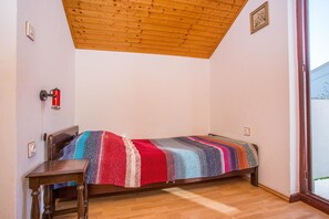 Apartment, Multiple Beds