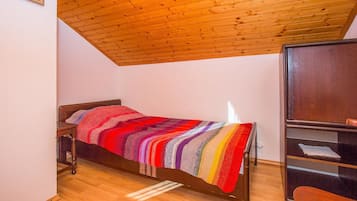 Appartement, plusieurs lits | Wi-Fi gratuit, draps fournis