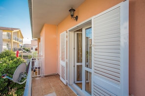 Apartment, Mehrere Betten | Balkon