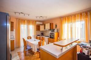 Apartment, Multiple Beds | Private kitchen | Oven, dishwasher - Apartment Zoki i Goga / Two Bedroom (Okrug)