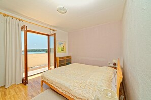 Apartment, Multiple Beds | Free WiFi, bed sheets - Apartments Marica Palit (Rab)